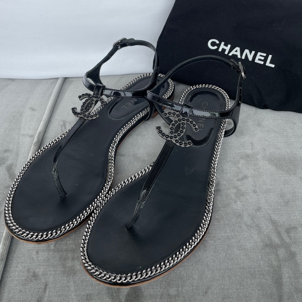 Chanel Black Thong Sandals with Embellished Interlocking CC and Silver Chains